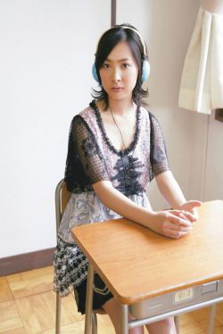 井川里予吃的好认真原视频